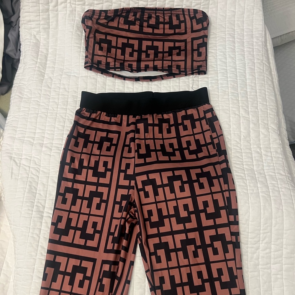 Geometric Patterned Two-Piece Set - image 1